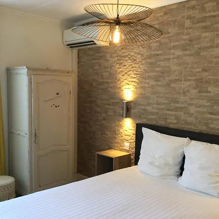 Le Castellamar 3* Sainte-Maxime
