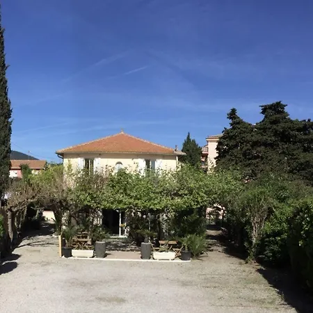 Le Castellamar 3* Sainte-Maxime