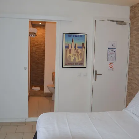 Le Castellamar 3* سانت ماكسيم