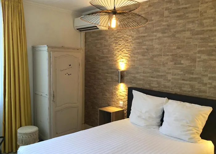 Le Castellamar 3* Сент-Максим