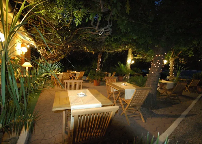 Hotel Le Castellamar 3*