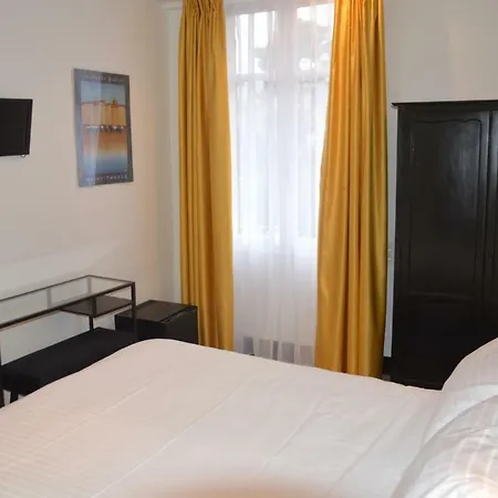 Отель Le Castellamar 3*