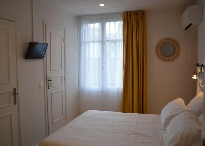 Le Castellamar 3* Сент-Максим